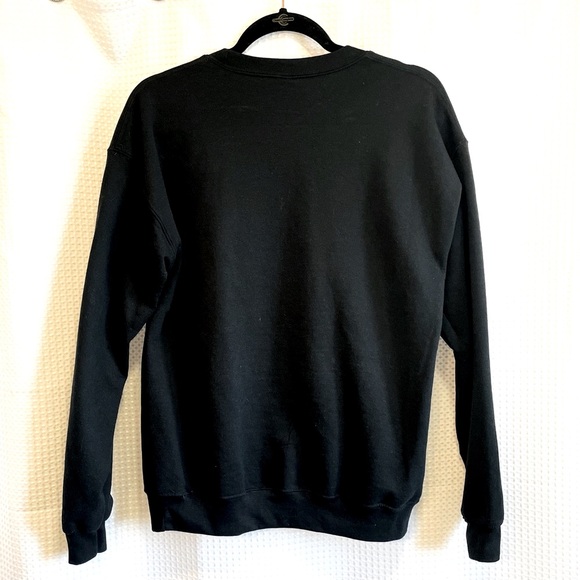 PINK LILY Star Sweatshirt - Picture 4 of 5